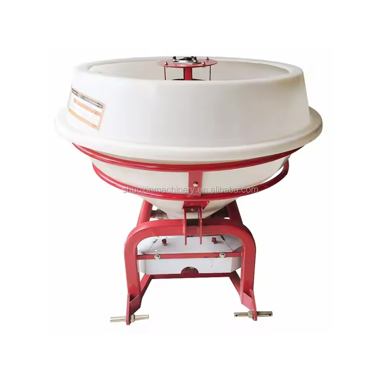 Applicering av gödselspridare av plast på fältet